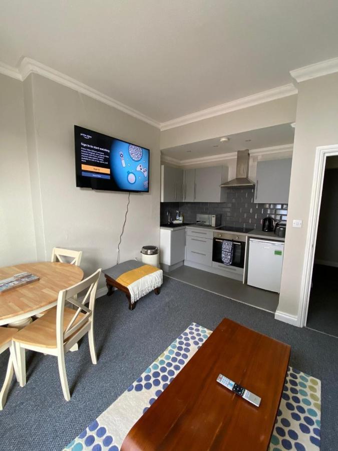 Crofton House Garden Apartment Ryde  Bagian luar foto